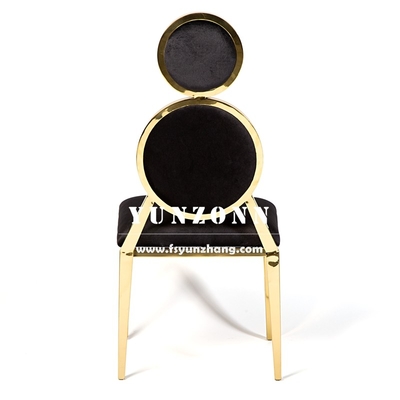 Elegancias sillas de banquete tapizadas de terciopelo con detalles dorados