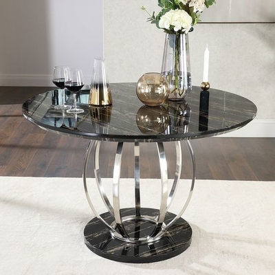 La mesa de comedor de plata de acero inoxidable del top de mármol sabroso con las sillas fijó H75cm