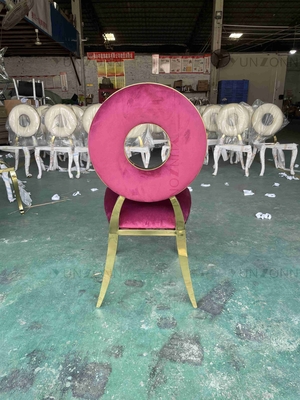 La cena trasera redonda preside sillas apilables del banquete de la función del diseño especial