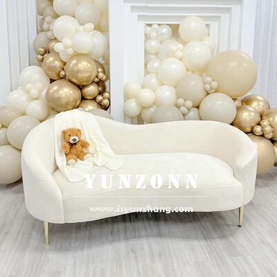 Buen precio Sofá elegante minimalista de acero inoxidable para sala de estar de hotel, estilo moderno para uso en bar, para parejas y bodas en línea