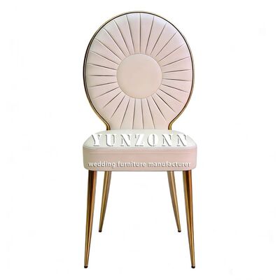 Buen precio Sillas de lujo para bodas de acero inoxidable dorado y cuero PU para eventos de recepción en línea