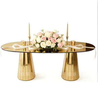 Buen precio Tabla de comedor de acero inoxidable de oro y sillas conjunto de cristal Muebles de bodas para uso hotelero en línea