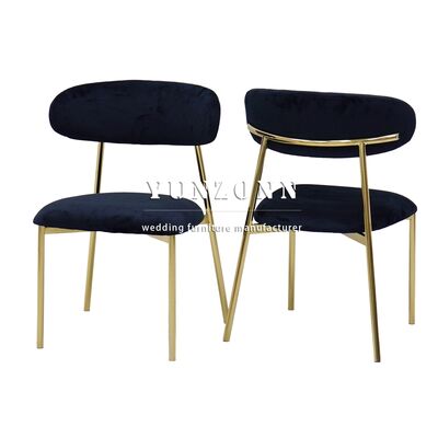 Buen precio Silla de comedor moderna y sencilla de diseño de lujo nórdico silla de tela sala de estar silla de respaldo en línea