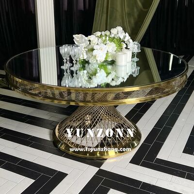 Buen precio Mesa de comedor moderna de acero inoxidable con vidrio templado y base de metal para eventos al aire libre para hoteles y bodas en línea